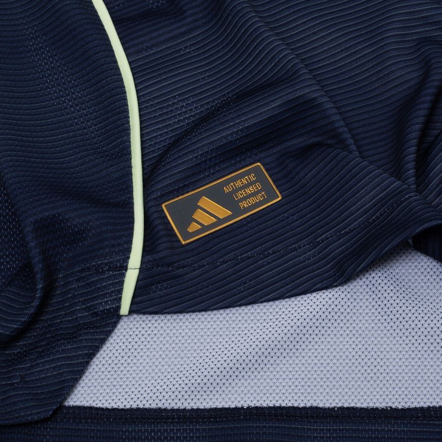 Real Madrid Auswärtstrikot 25/26 Authentic