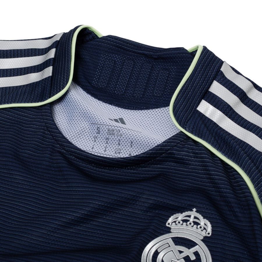 Real Madrid Auswärtstrikot 25/26 Authentic